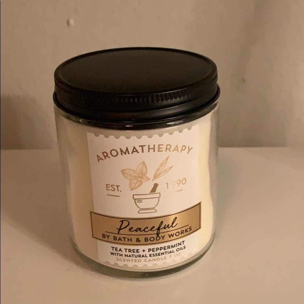 Peaceful Single Wick